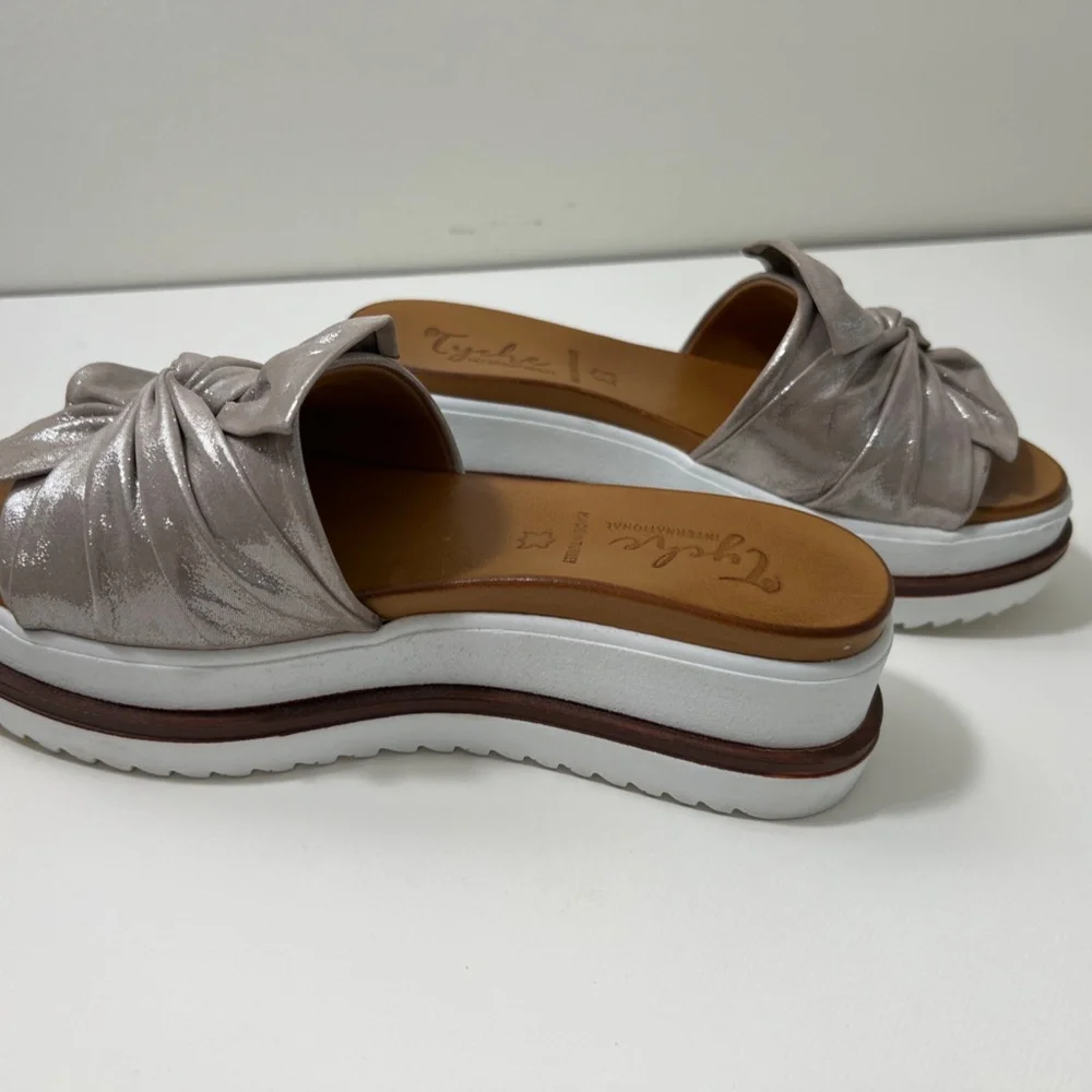 Platform Open Toe Slides - Picture 3 of 10